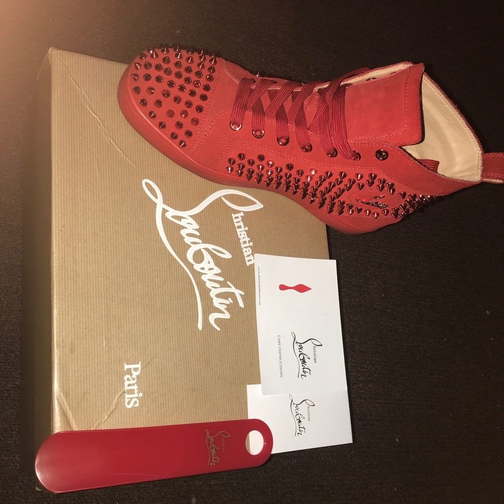 LV RED BOTTOMS